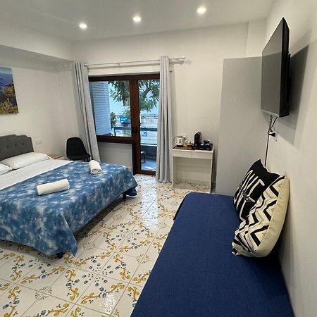 לינה וארוחת בוקר Angela House Sorrento Center מראה חיצוני תמונה